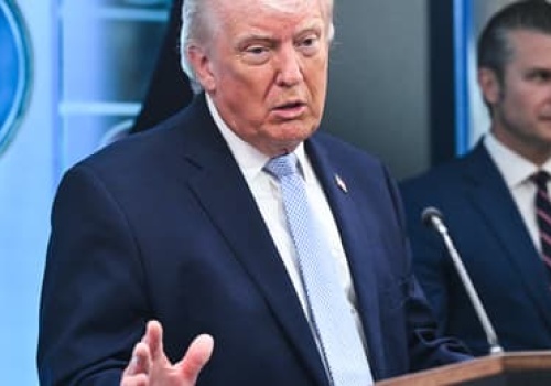 Trump zapowiada negocjacje i grozi Iranowi