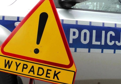 Wypadek na Bałutach. Dwójka dzieci trafiła do szpitala