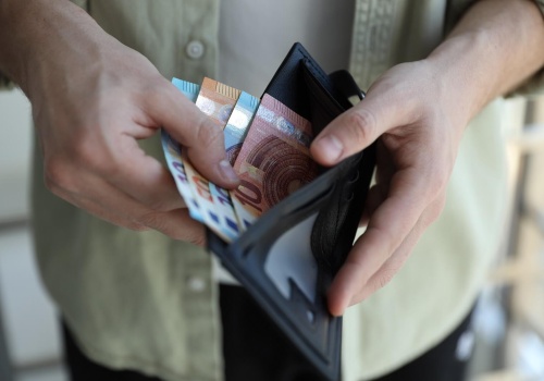 Podwyżka płacy minimalnej w Holandii dla młodych