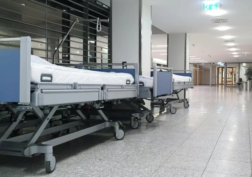 Szpitale powiatowe: 50 placówek może ogłosić upadłość