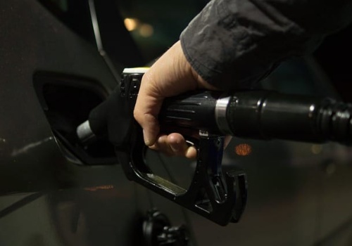 Tyle maksymalnie zapłacisz za paliwo w ten piątek. Nowy komunikat resortu energii