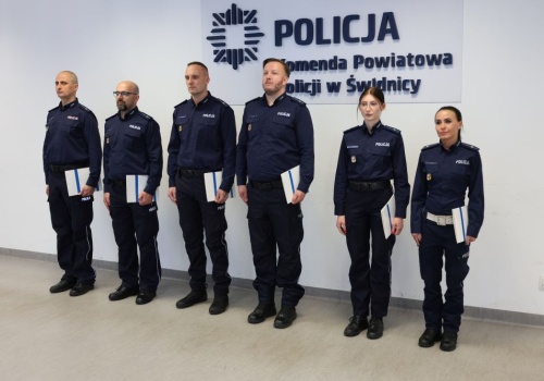 Awanse w świdnickiej policji