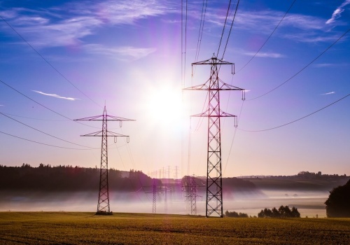 Francuski rząd przedstawił założenia planu elektryfikacji gospodarki