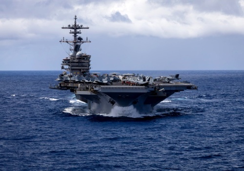 Amerykański lotniskowiec USS George H.W. Bush zmierza na Bliski Wschód
