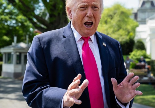 Trump znów na celowniku, Iran składa propozycje