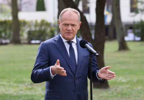 „Wyborcza”: Tusk mówiąc o „rosyjskim wątku” w aferze Zondacrypto miał korzystał z tajnej notatki ABW