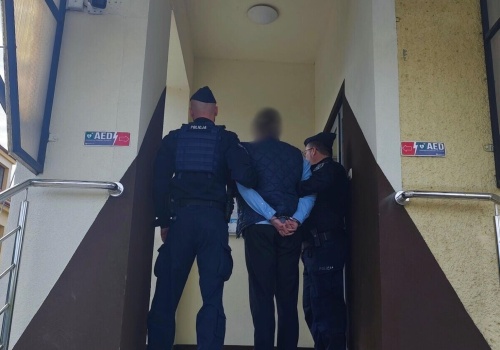 Kokaina w peugeocie i szybka akcja policji. 30-latek trafił za kratki na trzy miesiące