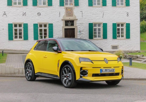 Renault 5 E-Tech Electric – już 11.111 zamówień w Niemczech
