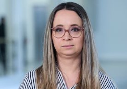 "Już by mnie nie było". Posłanka dwa razy wygrała z nowotworem