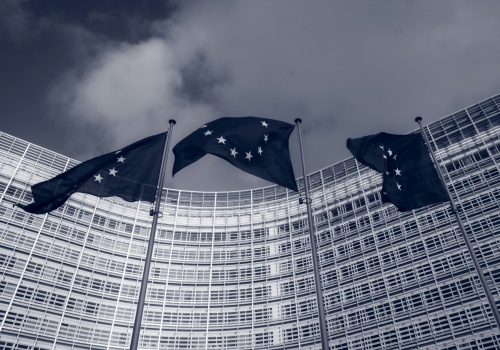 Apple krytykuje przegląd DMA. „Europa skupia się na regulacjach kosztem innowacji”