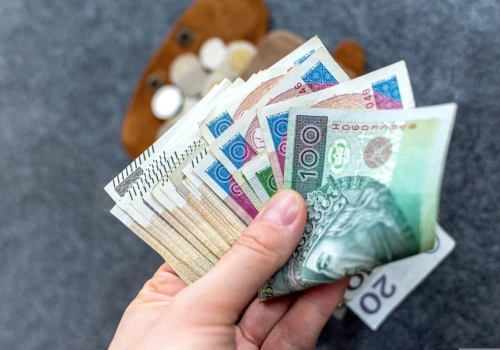 Praca z wynagrodzeniem do 10,5 tys. zł. Pracodawca oferuje też ulgi, premie i benefity