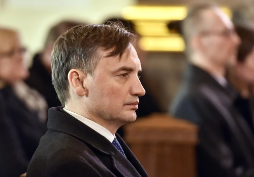 Ziobro bez paszportu, a jednak w USA? Prokuratura zabrała głos