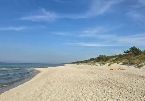 Nie ma zabytków, a turyści i tak ją uwielbiają. Urokliwa wioska nad morzem