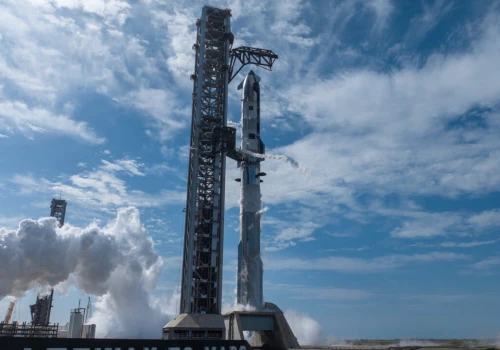 Oto największa rakieta na świecie. SpaceX bije kolejne rekordy