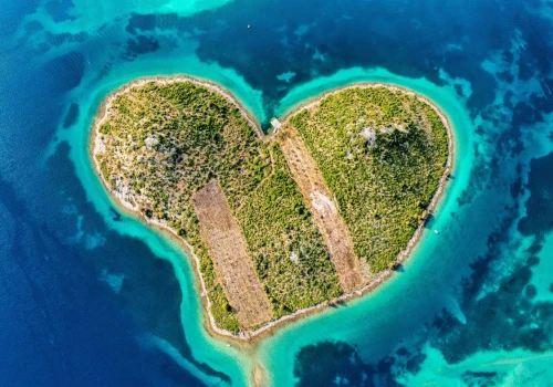 Wakacje na Riwierze Makarskiej 🌊🇭🇷 Tydzień w hotelu w Gradacu za 2854 PLN