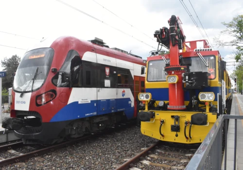 Nowy pociąg sieciowy WKD skróci czas usuwania awarii