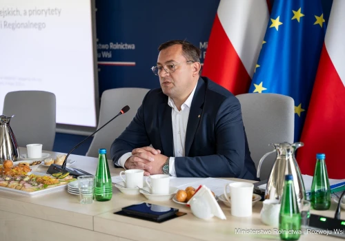 Rolnicy liczą straty po przymrozkach. Rząd obiecuje pieniądze i zmiany w ubezpieczeniach
