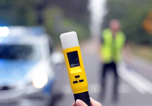 Kierujący Volkswagenem miał aż cztery promile. Jak dał radę jechać?