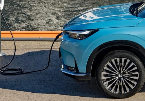 W elektrykach utopili już 9 mld dolarów. Japoński gigant zmienia strategię