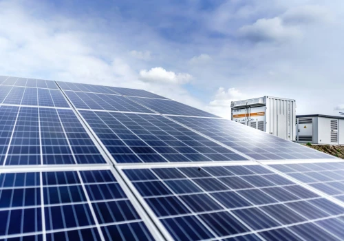 Węgiel dusi fotowoltaikę. Zanieczyszczenia z elektrowni fizycznie blokują produkcję energii ze słońca