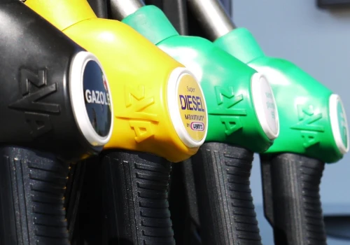 Diesel potaniał aż o 46 gr/l. Kierowcy z ulgą patrzą na dystrybutory