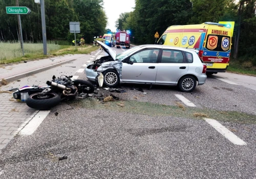 Groźny wypadek. Ranny motocyklista