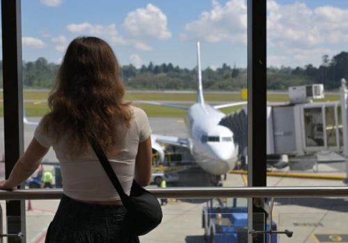 InPost zaskakuje nową usługą. Walizka zaprojektowana pod paczkomaty i przewożenie bagażu