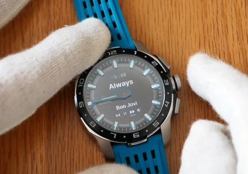 Hybrydowy zegarek na granicy światów. Wideo recenzja Festiny Connected Full D