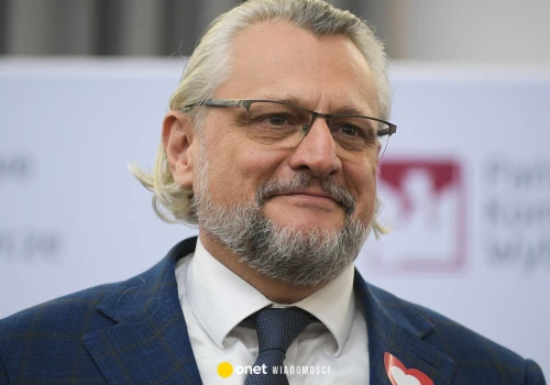 Wraca sprawa zabiegu syna senatora KO. NFZ podejmie ostateczną decyzję