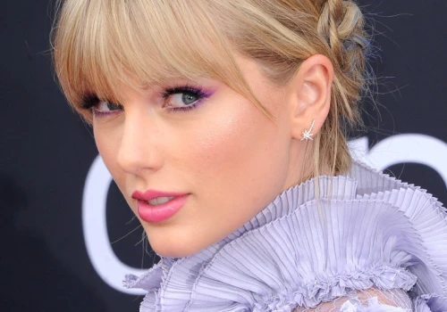 Taylor Swift podarowała gitarę 8-letniej fance. Wszystko zaczęło się od viralowego filmiku