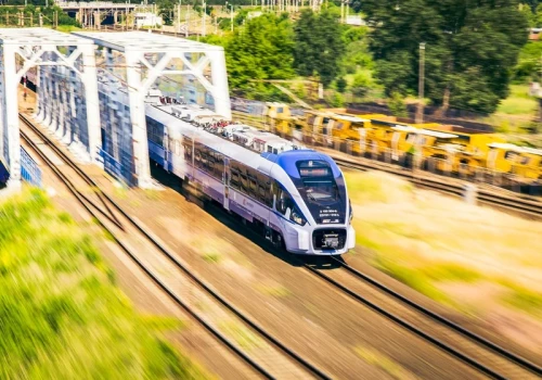 Powrót pociągów po 30 latach i 560 połączeń na dobę. Rozkład PKP na lato 2026