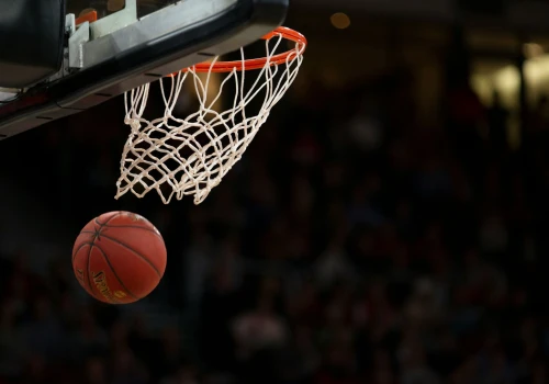 Kibice mają dość błędów sędziowskich. NBA sięga po sztuczną inteligencję, by ratować wiarygodność