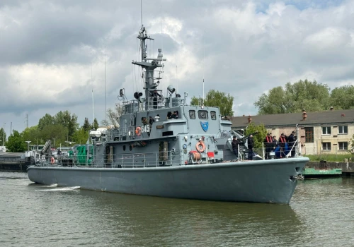 16. Żuławski Pułk Logistyczny zaprasza na swoje święto. ORP Śniardwy wchodzi do Elbląga