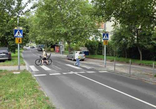 Nowe rozwiązania dla pieszych w Szczecinie. Przy szkole na Witkiewicza będzie bezpieczniej