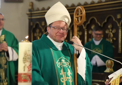 Kard. Grzegorz Ryś zachęca do udziału w beatyfikacji salezjańskich męczenników