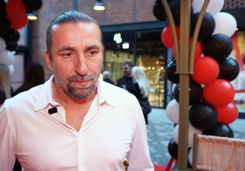 Tomasz Iwan: 38-letni piłkarz może zagrać jeszcze sezon albo dwa. Najmocniejsze kluby nie będą walczyć o Lewandowskiego