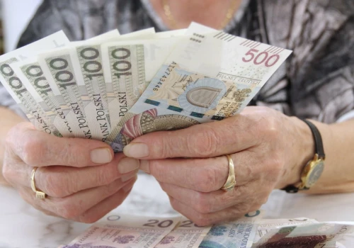 Harmonogram emerytur w czerwcu. ZUS szykuje zmiany dla dwóch grup seniorów
