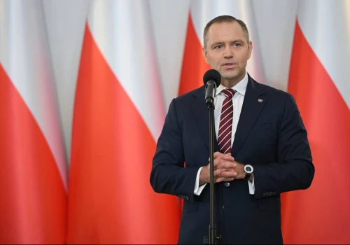 Pięć podpisów i jedno weto. 