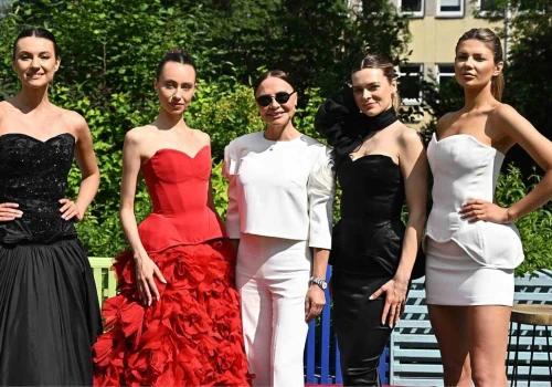 Gorset wraca do łask. Projektantka gwiazd zdradziła, jak nosić go na co dzień