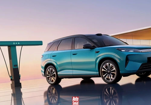 Nowy SUV BYD Atto 3 zebrał 30000 zamówień w tydzień. Co ma takiego na pokładzie?