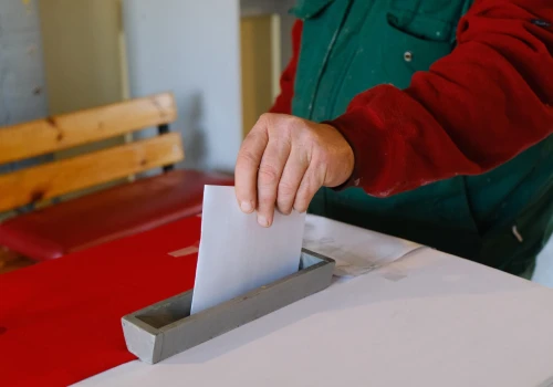 Odwołanie prezydenta Rzeszowa w referendum: czysta polityka czy wyraz kryzysu lokalnej władzy?