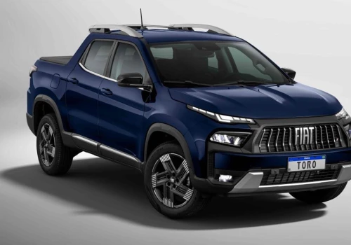 Nowy Fiat Toro Hybrid jako gwiazda telewizji i piłkarskich transmisji