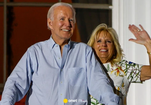 Jill Biden stała przy mężu 