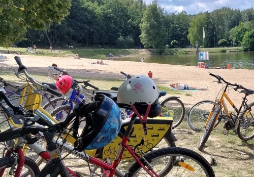 Dzień dobry Katowice. Od dzisiaj kaski dla dzieci jadących na rowerze są obowiązkowe