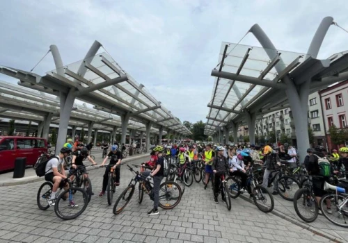 220 rowerzystów uczciło 200-lecie połączenia Starej i Nowej Częstochowy