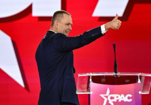 IBRiS: Karol Nawrocki liderem rankingu zaufania, za nim Radosław Sikorski i Donald Tusk