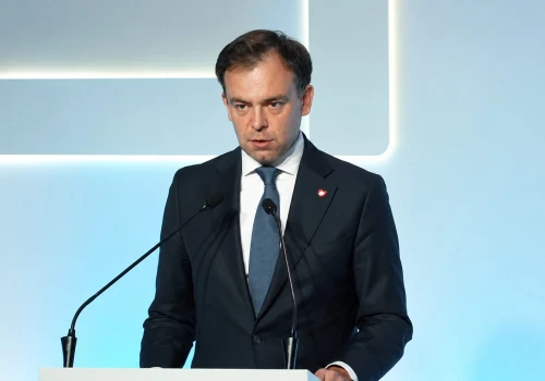 Darmowych kredytów nie będzie! Bankowcy otwierają szampana – rząd zabiera UOKiK-owi ustawę o sankcji kredytu darmowego
