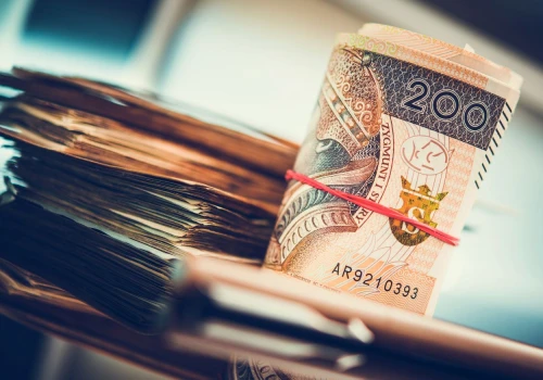 Mediana wynagrodzeń w Polsce. GUS opublikował nowe dane o zarobkach