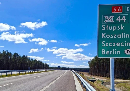 Droga ekspresowa S6 na finiszu, a autostrada A1 otwiera bramki w korkach