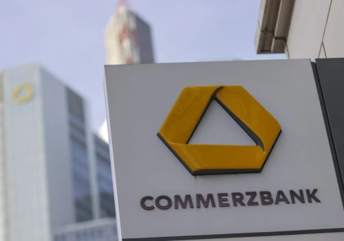 Commerzbank wystąpił do niemieckiego nadzoru, aby zbadał przebieg oferty UniCredit